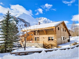 chalet à la vente -   04260  LA FOUX D ALLOS, surface 405 m2 vente chalet - UBI470487512